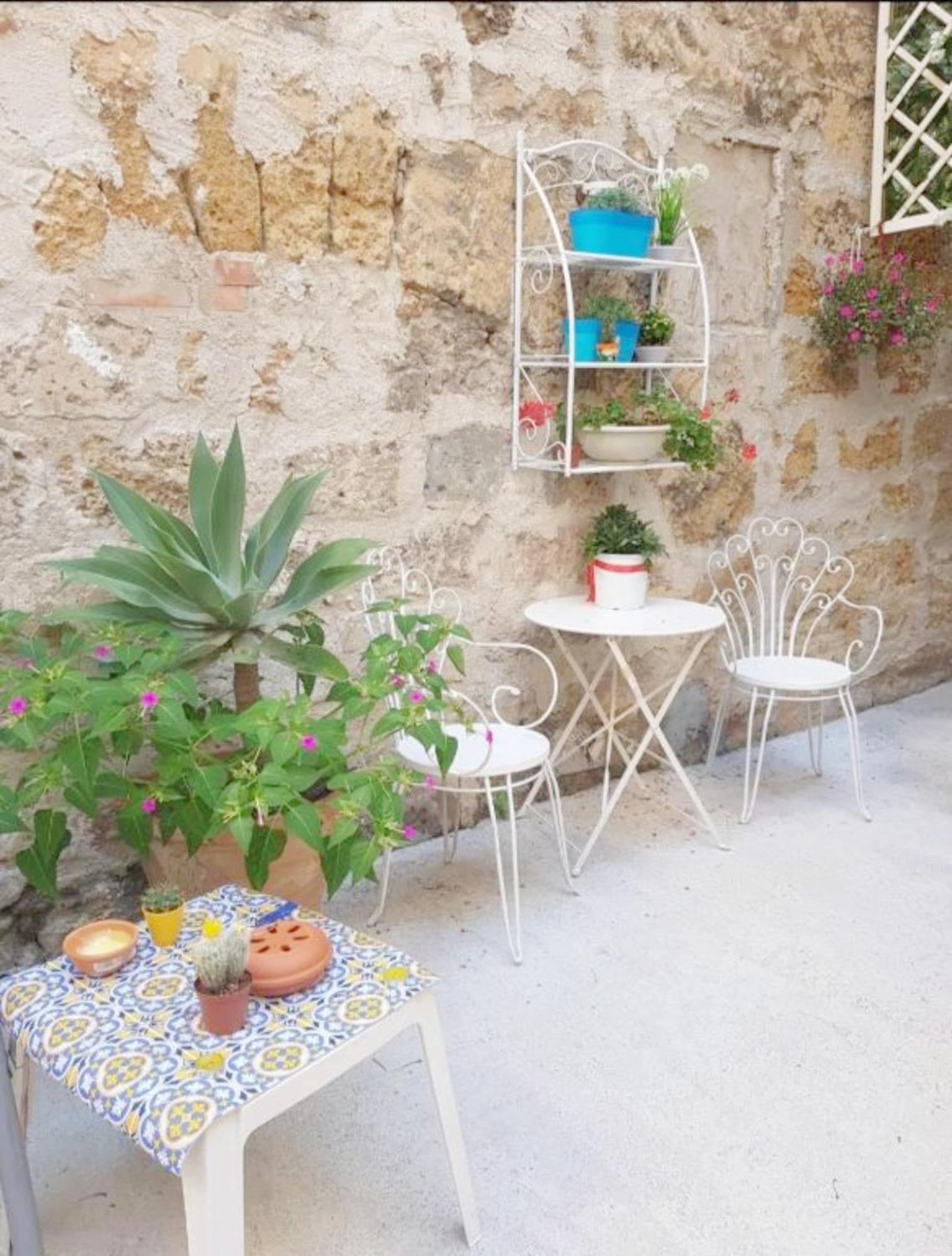 Suite And Relax Tina A 2 Passi Dal Centro E Al Foro Italico Palermo Dış mekan fotoğraf